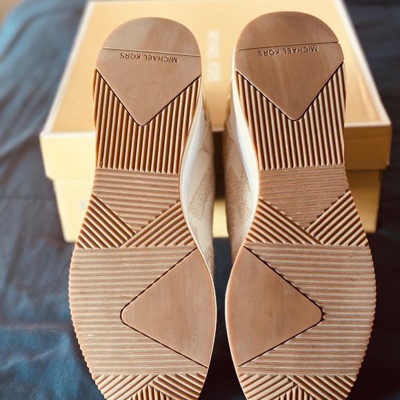 Michael Kors - Willis Logo Stretch Knit Wedge Trainers - Picture 5 of 7